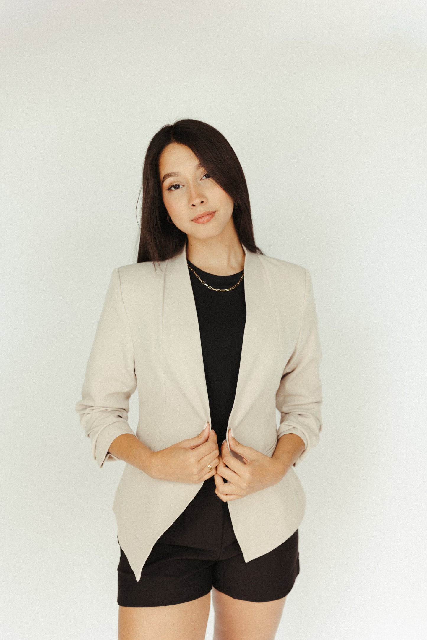 SYDNEY – Scrunched sleeve blazer