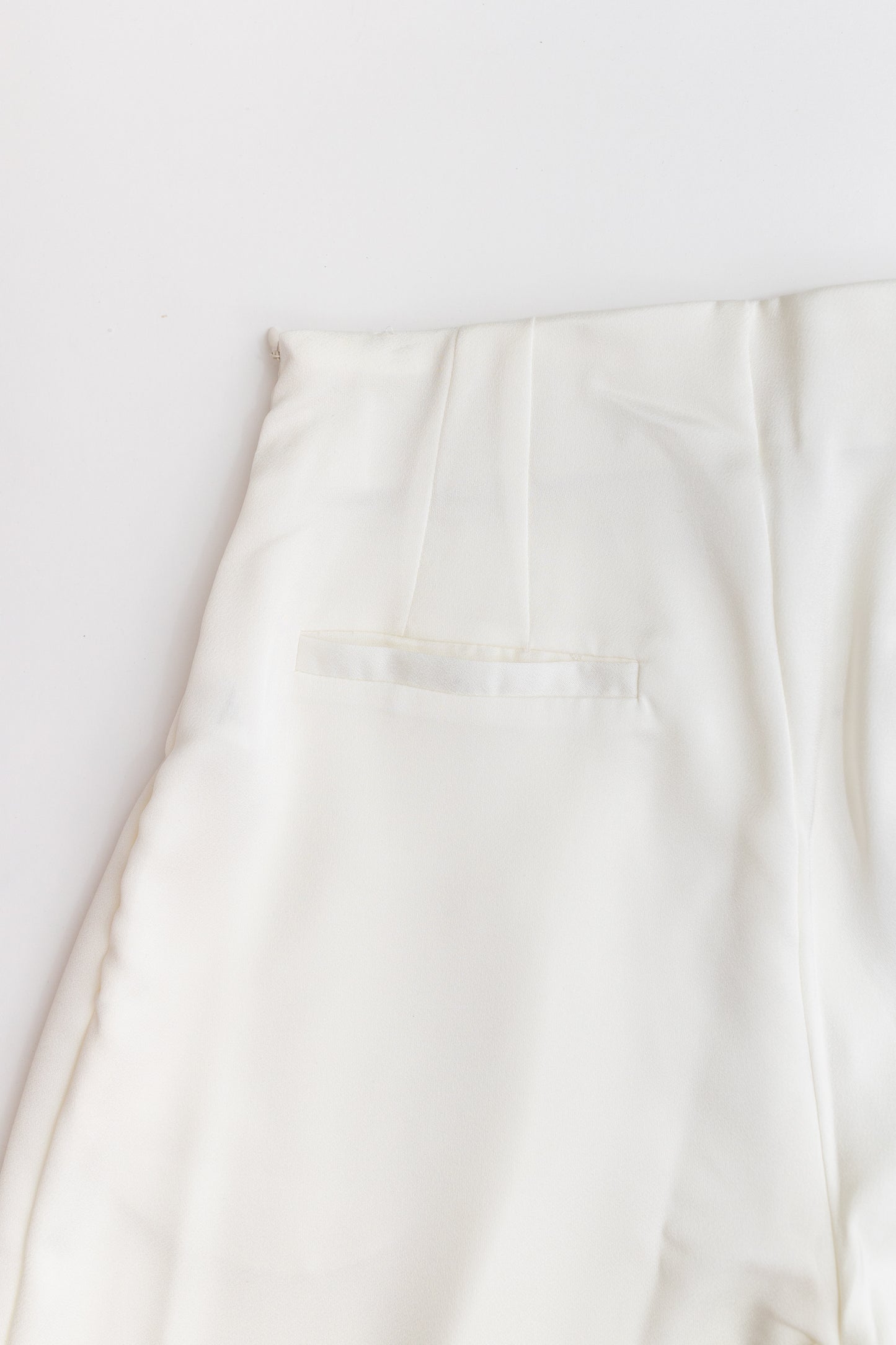 MYKONOS – Pleated waist flare pants