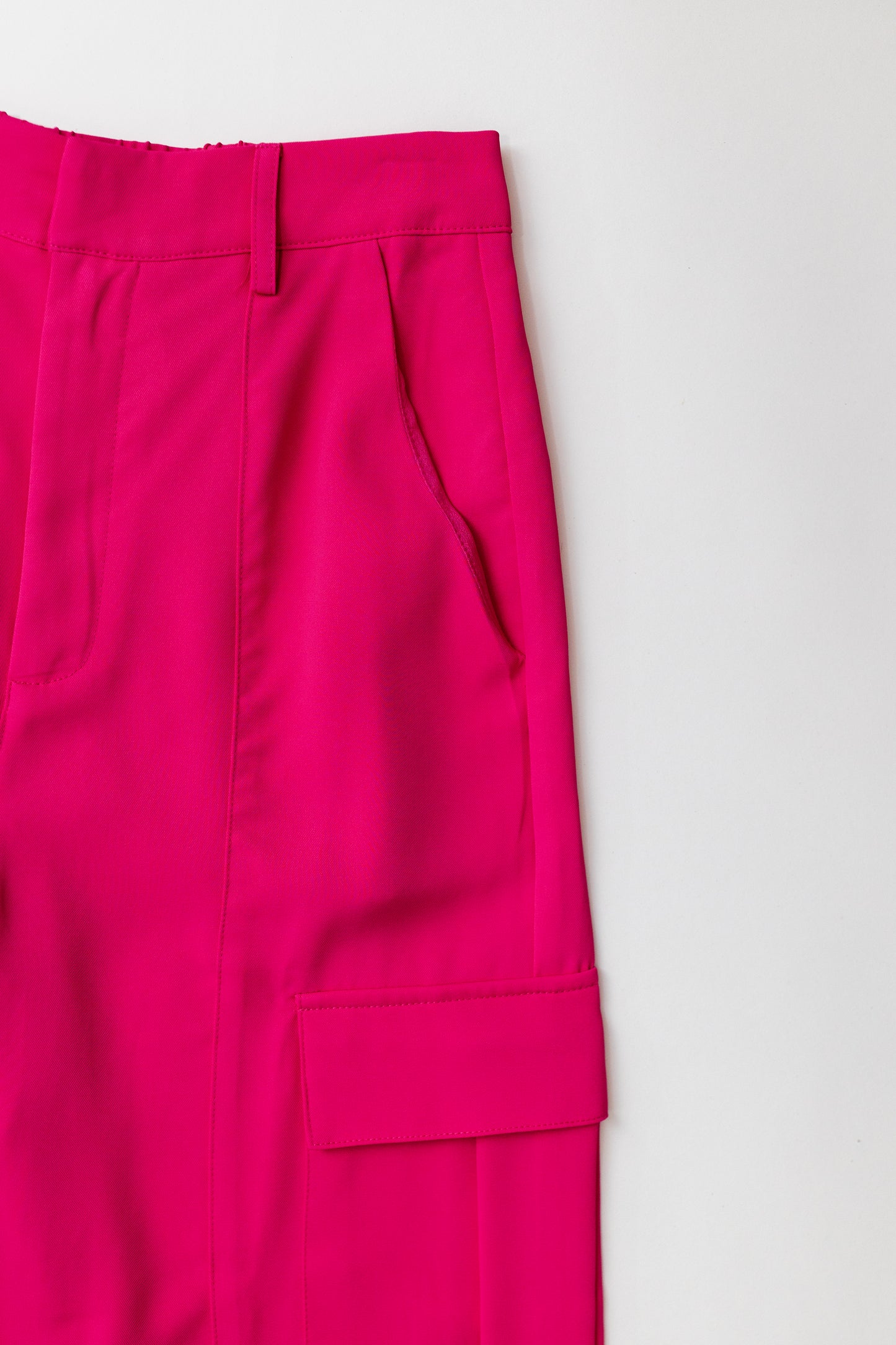 LAS VEGAS — bold cargo pants with runway energy